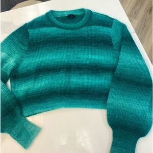 Ombré crop style sweater 
Gorgeous shades of jade green 
New condition